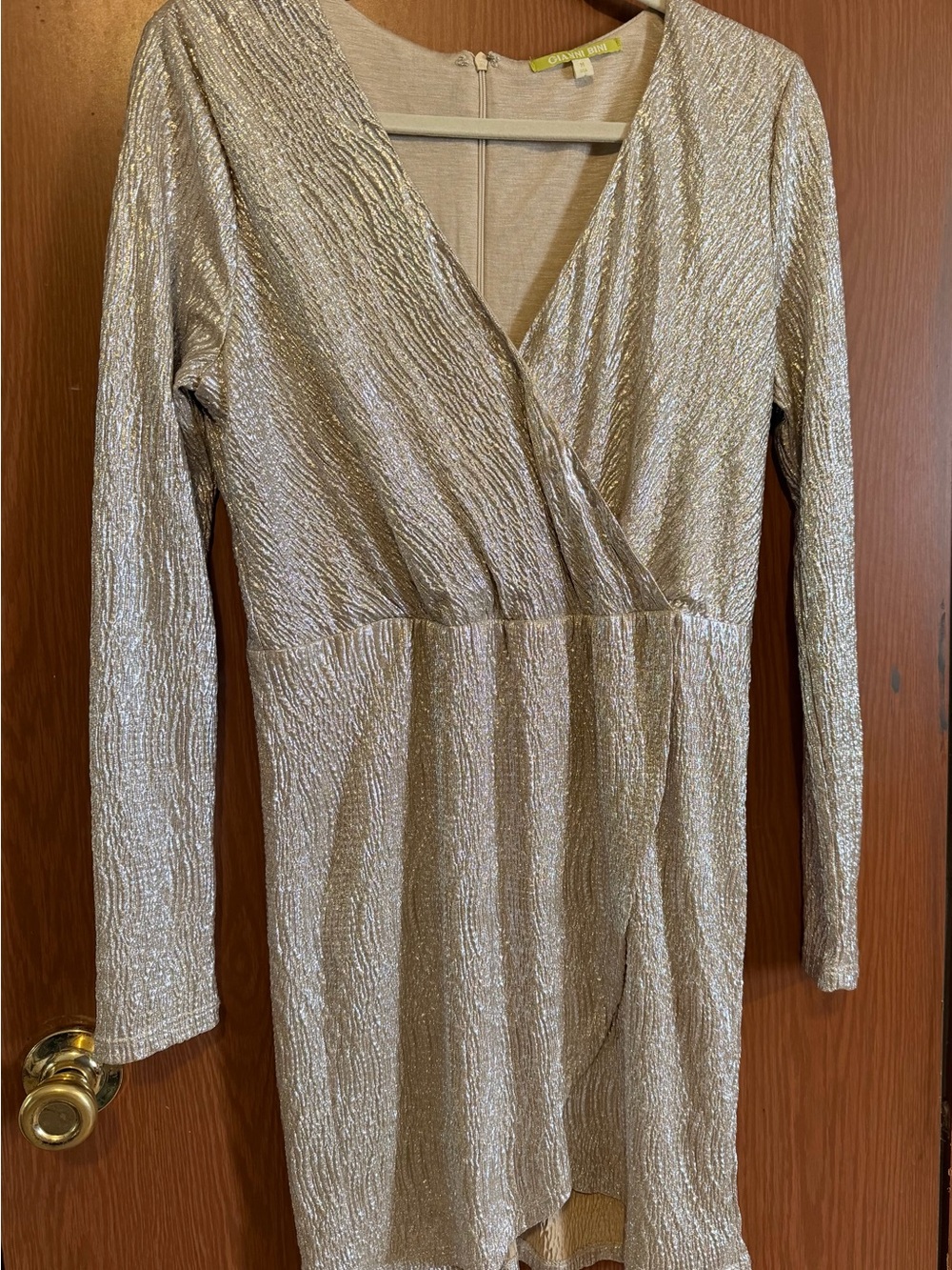 Medium Pewter Gold Textured V-Neck Zipup Dress - Gianni Bini